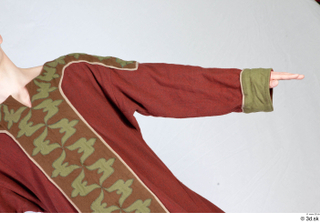  Photos Man in Historical Servant suit 4 18th century green decoration historical clothing red sweatshirt upper body 0003.jpg